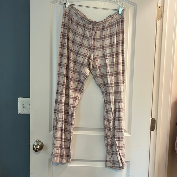 Victoria Secrets gray beige plaid lounge Pj large pants - Picture 1 of 3